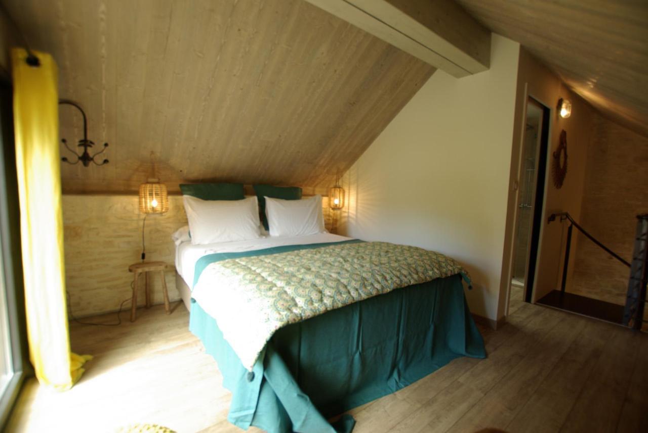 Le Clos Des Songes Saint-Leon-sur-Vezere Exterior foto