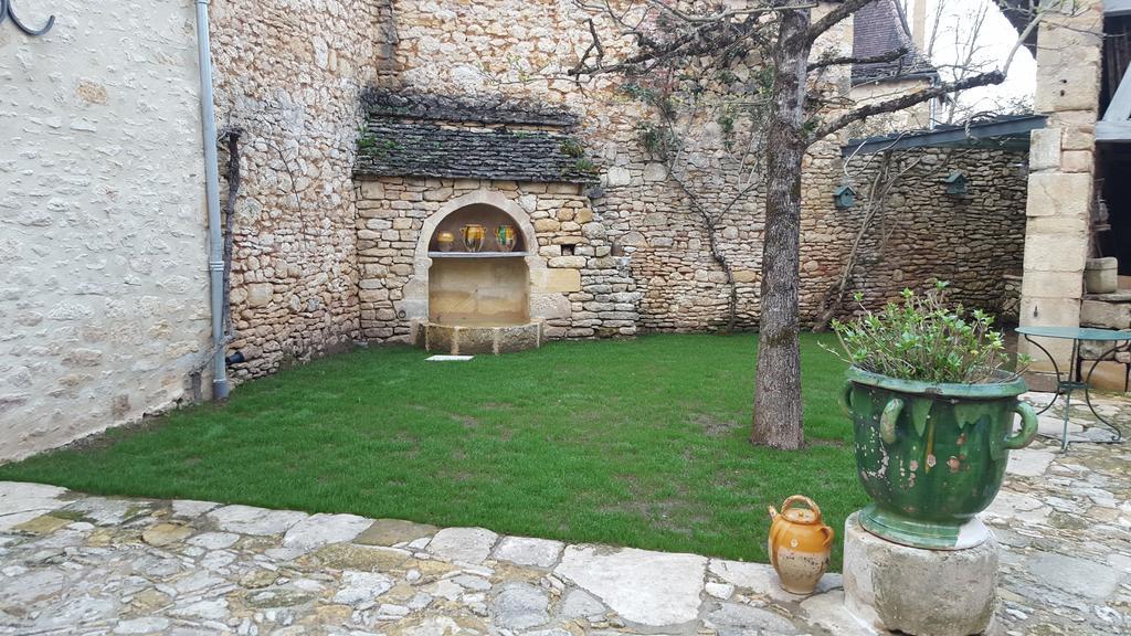Le Clos Des Songes Saint-Leon-sur-Vezere Exterior foto